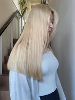 サンク 原宿 表参道(cinq) ミルクティーピンクベージュカラーブリーチカラーハイトーン原宿