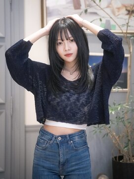 ビュートリアム 梅田(BEAUTRIUM) 顔周りレイヤー/レイヤーカット /黒髪/前髪/ロング