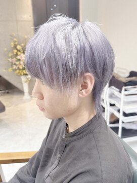 デイズ(days) シルバーカラーマッシュウルフショート　ツイストスパイラル