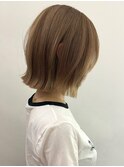 ハイトーンカラー外国人風ボブ切りっぱなし外ハネナチュラルボブ