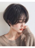 「ショートで今すぐ変身!洗練されたスタイルを手に入れよう」