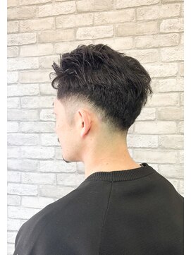 ヘアーアンドアイラッシュ ビス 下曽根店(Bis!) スッキリ刈り上げショート