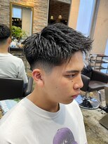 ガズル ハラジュク(GUZZLE HARAJUKU)&nbsp;20代、30代メンズ　フェードスパイキーショート