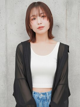 ゆるふわミディアム/顔周りレイヤー/レイヤーカット/ベージュ