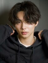 ルーシー 渋谷(LUCEY)&nbsp;センターパートフェザーパーマシャドウパーマメンズパーマ