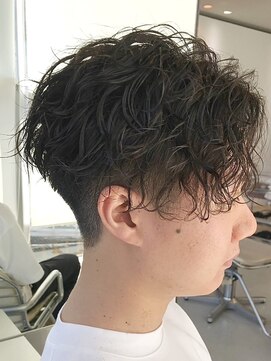 デプト(DEPT.) 縦落ちツイストスパイラルパーマ波巻きパーマシャドウパーマ眉毛