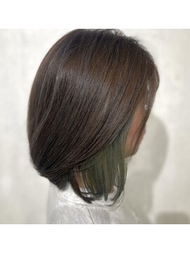 ワースホワイル(WORTH WHILE) クラゲヘアーオリーブグレーココアベージュインナーブリーチ