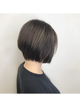 フラップ(FLAP) ☆小顔ショートボブ☆