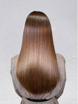 ネウィ ハウオリ 札幌駅前(newi hau'oli) 大人かわいいエギョモリ ミルクティーブラウン ひし形シルエット