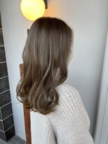 ルトワ(Lutowa)&nbsp;柔らかベージュ