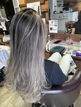 ユニキス 泉店(HAIR&MAKE UNIXIS) takaha-shiバレイヤージュ