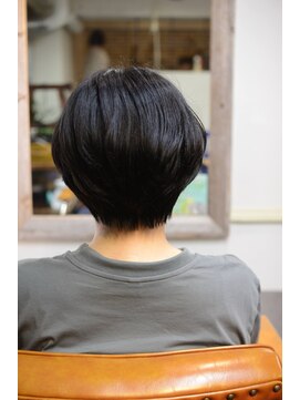 ポタム 東中野(potamu) ショートボブ