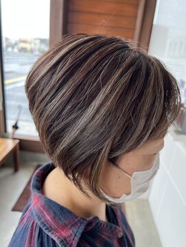 リドル ヘアー 駒生店(Riddle HAIR) 刈り上げショートのハイライトスタイル