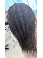 ファムバイアヴァンス(Femme by AVANCE.)&nbsp;白髪ぼかしハイライト×髪質改善