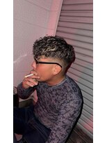 バーバーショップ フォーシーズン(BAR BER SHOP FOURSEASON)&nbsp;スペインカール/外国人風パーマ/メッシュ