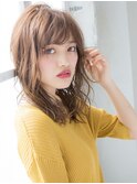 ツヤ感フェザーバング