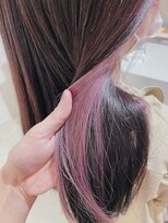 フォト 新宿三丁目(foto)&nbsp;インナーカラーブリーチカラーイヤリングカラー新宿