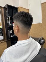 ミディアムフェード+トップアイロンパーマ