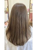 アッシュカラー ロングヘア