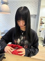 アース 三軒茶屋店(HAIR&MAKE EARTH)&nbsp;クールにきまるブルーブラック×姫カット【三軒茶屋】