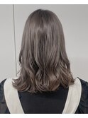 アッシュグレージュ