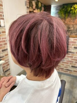 マギカ 横須賀久里浜店(Magica) ストロベリーカラー