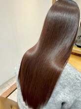 ボス レフィル(BOSS Le'fill)&nbsp;透明感あるブラウンは髪質改善でさらにグレードアップ