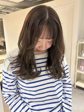 パトゥ 京都四条烏丸(patou) 柔らかいオリーブベージュ◎