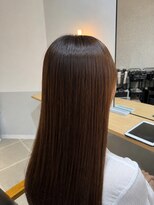 セラ(SERA)&nbsp;パヤパヤした髪も酸性ストレートでツヤツヤに