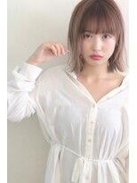 ディーナ(D'na) 『D’na』外ハネ切りっぱなしボブ