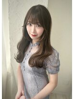 イロ(iro) 薄めバング韓国風くびれヘアアッシュグレージュ