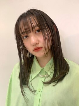 ウクク(UCUCU) 透明感  brown beige