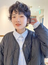 ビファインクーアヴェダ(Be fine coo AVEDA) マッシュウルフと、無造作にくせ毛風パーマ/10代/20代/30代