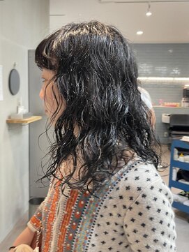 ナループロア ハチ(Nalu pu loa hachi) 緩めパーマ/ナチュラルパーマ/ニュアンスパーマ