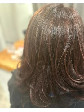 ラトリエコンタン(L´atelier Content) 【Ｌａｔｅｌｉｅｒコンタンｙｕｍｉ】大人のたっぷりハイライト