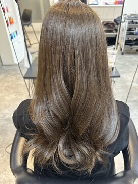 スティル カラン(STILL calin) 【佐々木】透明感たっぷりオリーブカラー