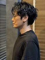 バーバーバー アカバネ(BARBER-BAR AKABANE) 大人の緩めスパイラルパーマスタイル