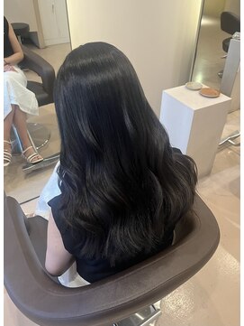 エリスホリエ(Eliss Horie) ブラックカラー