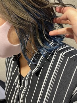 ボタニウム バイ アールサロン(BOTANIUM by RrSALON) 【BOTANIUM by Rr SALON】インナーカラー×ディープブルー☆