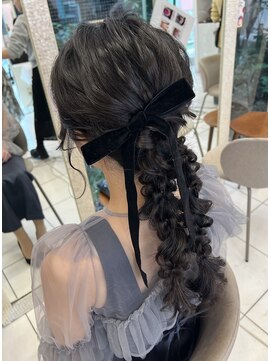 ヘアメイク マリア 福岡天神西通り(hair make MARIA) ふんわり大人可愛いツイン編みおろし