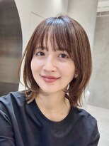 ソワネ 表参道(soigne)&nbsp;表参道酸性ストレートパーマ艶髪セミロングレイヤーベージュ40代