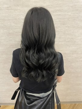 ネウィ 大分中央町店(newi) 【透明感】【ダークオリーブ】の柔らかウェーブ