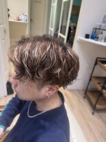 タミー 武蔵小杉(TAMMY)&nbsp;メンズシャドウパーマ  メンズホワイトメッシュ