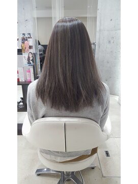 ソワン ドゥ ブレス 立花店(soin de brace) コントラストハイライト/ダークアッシュ/小顔【高嶋仰】