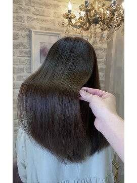 トリート(treat.) すっぴん美髪幹細胞ケア