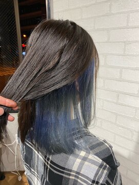 ビスイル 秋葉原店(Vis ill) インナーカラー/イヤリングカラー/ブルー/サファイア/小顔