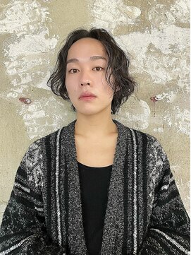 ノーム(norm) メンズパーマ/ボブ/ボブウルフ/センターパート