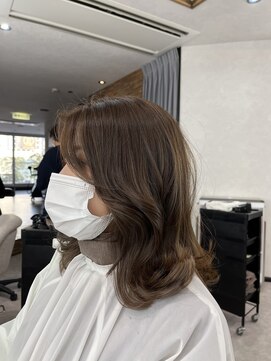 ウィクシー(wixy) 韓国風レイヤー　【臼井綾佑】