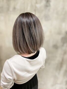 エレクシィ(ELEXY) ショートグレージュ　シャドウルーツ