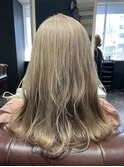 ミルキーベージュ